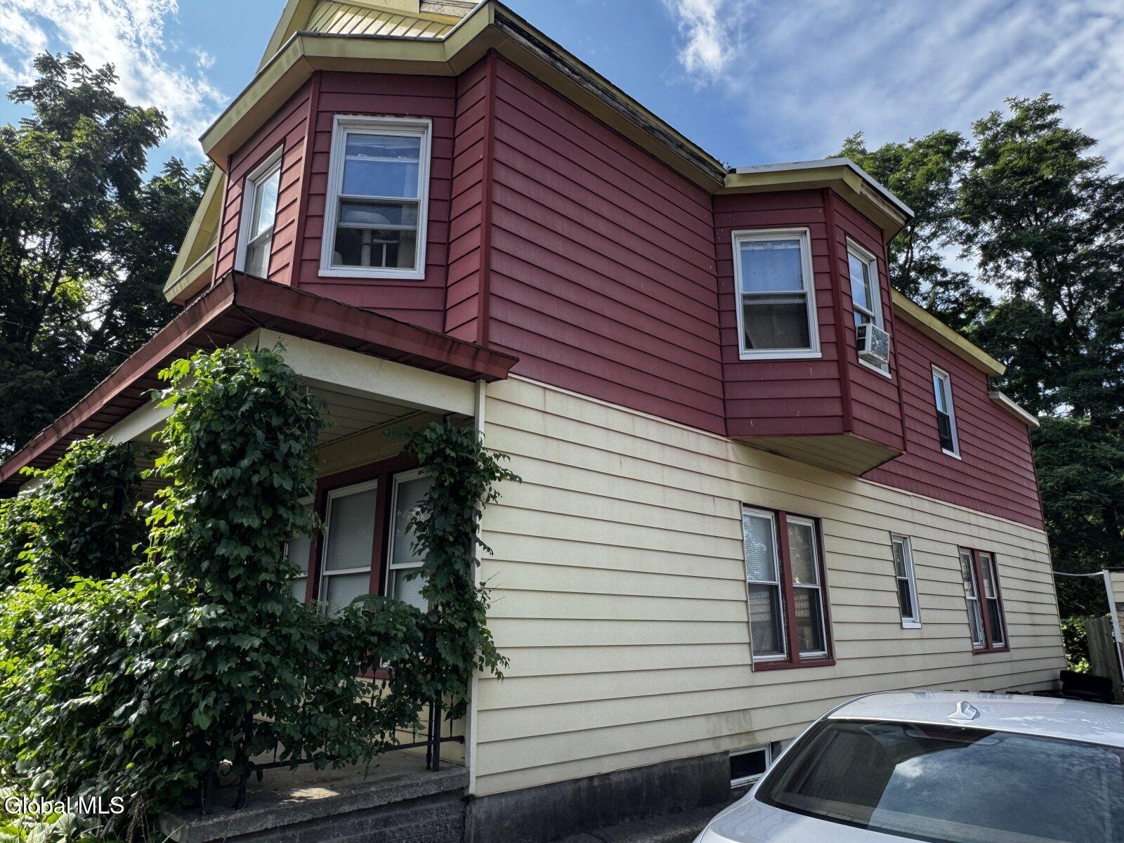 3014 Albany Street Schenectady NY 12304