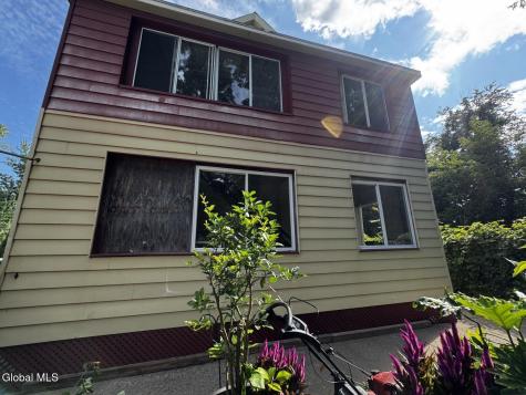 3014 Albany Street Schenectady NY 12304