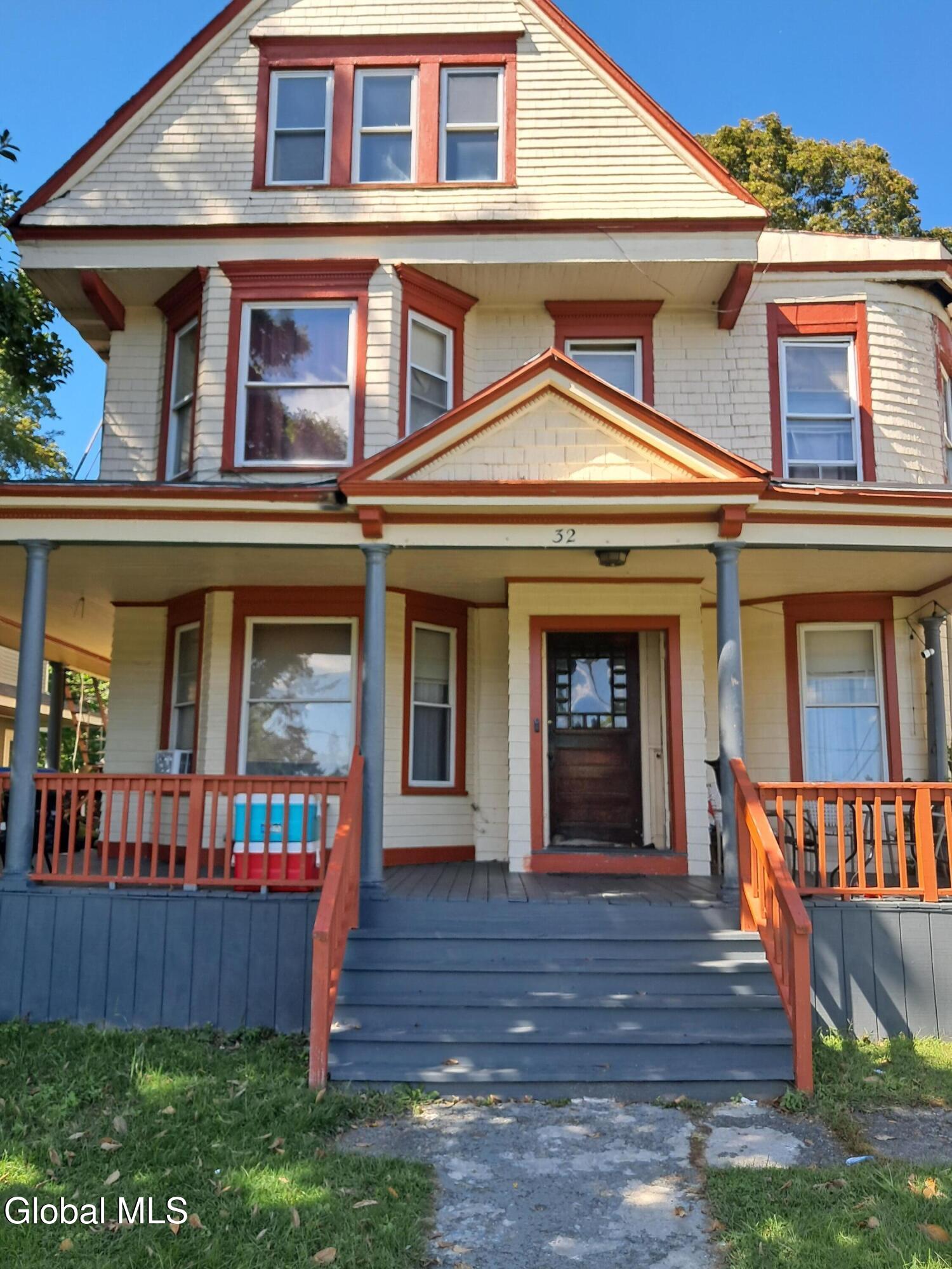 32 S Allen Street Albany NY 12208