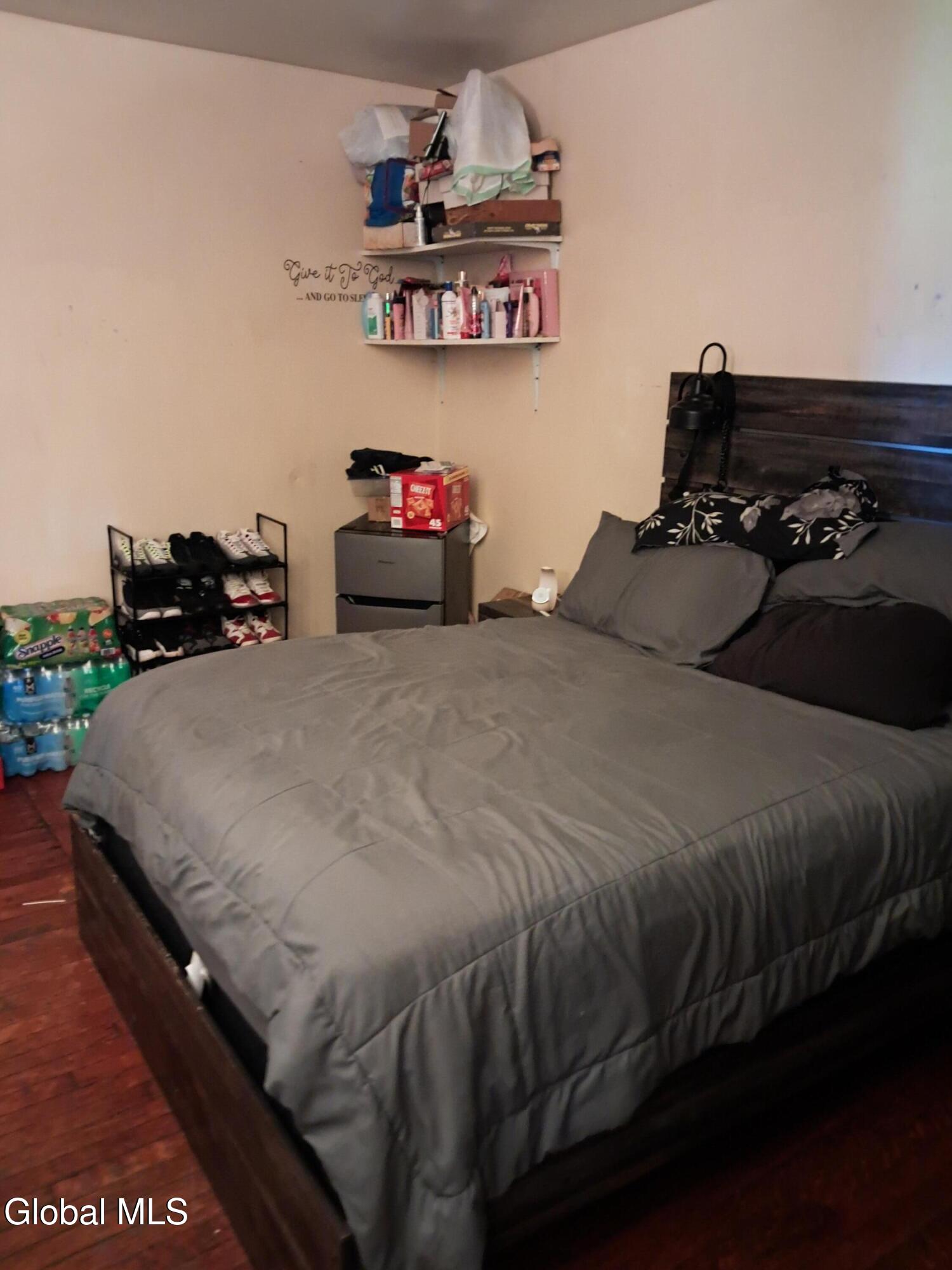 32 S Allen Street Albany NY 12208