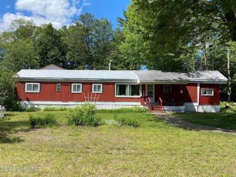 27 Warren Lane Queensbury NY 12804