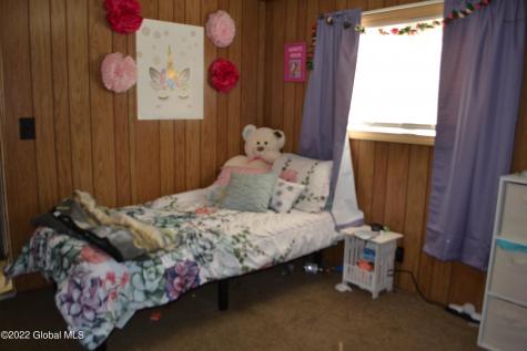 27 Warren Lane Queensbury NY 12804