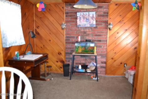 27 Warren Lane Queensbury NY 12804