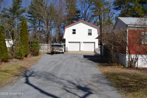 27 Warren Lane Queensbury NY 12804