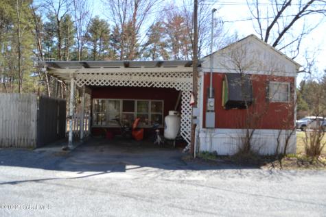 27 Warren Lane Queensbury NY 12804