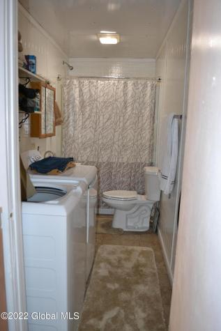 27 Warren Lane Queensbury NY 12804