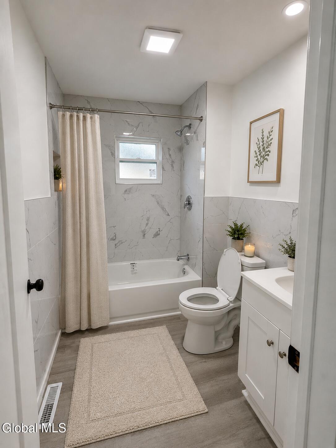 434 Division Street Schenectady NY 12304