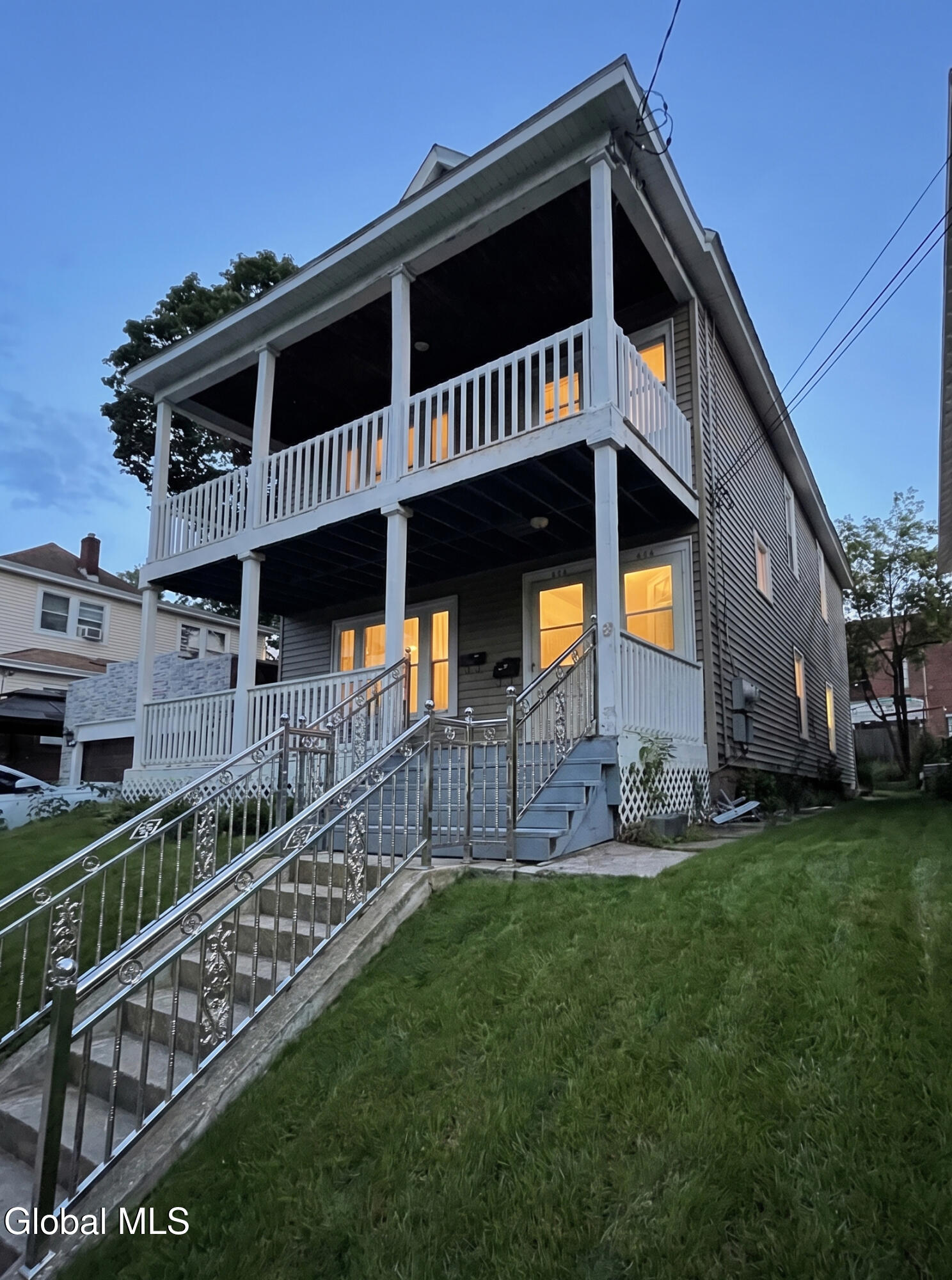 434 Division Street Schenectady NY 12304