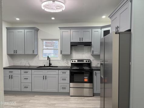 434 Division Street Schenectady NY 12304