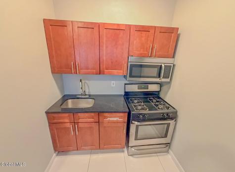 81 Ten Broeck Street Albany NY 12210