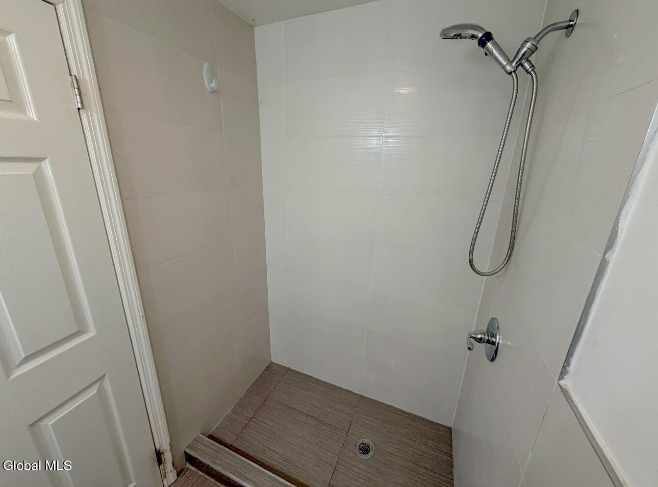81 Ten Broeck Street Albany NY 12210