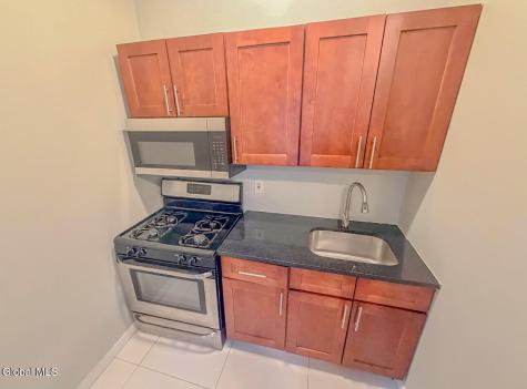 81 Ten Broeck Street Albany NY 12210