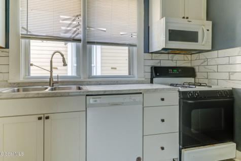 1810 Campbell Avenue Schenectady NY 12306