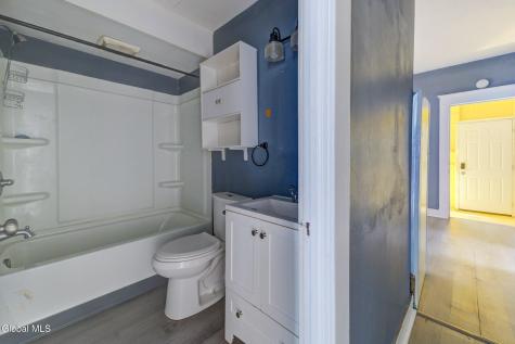 1810 Campbell Avenue Schenectady NY 12306