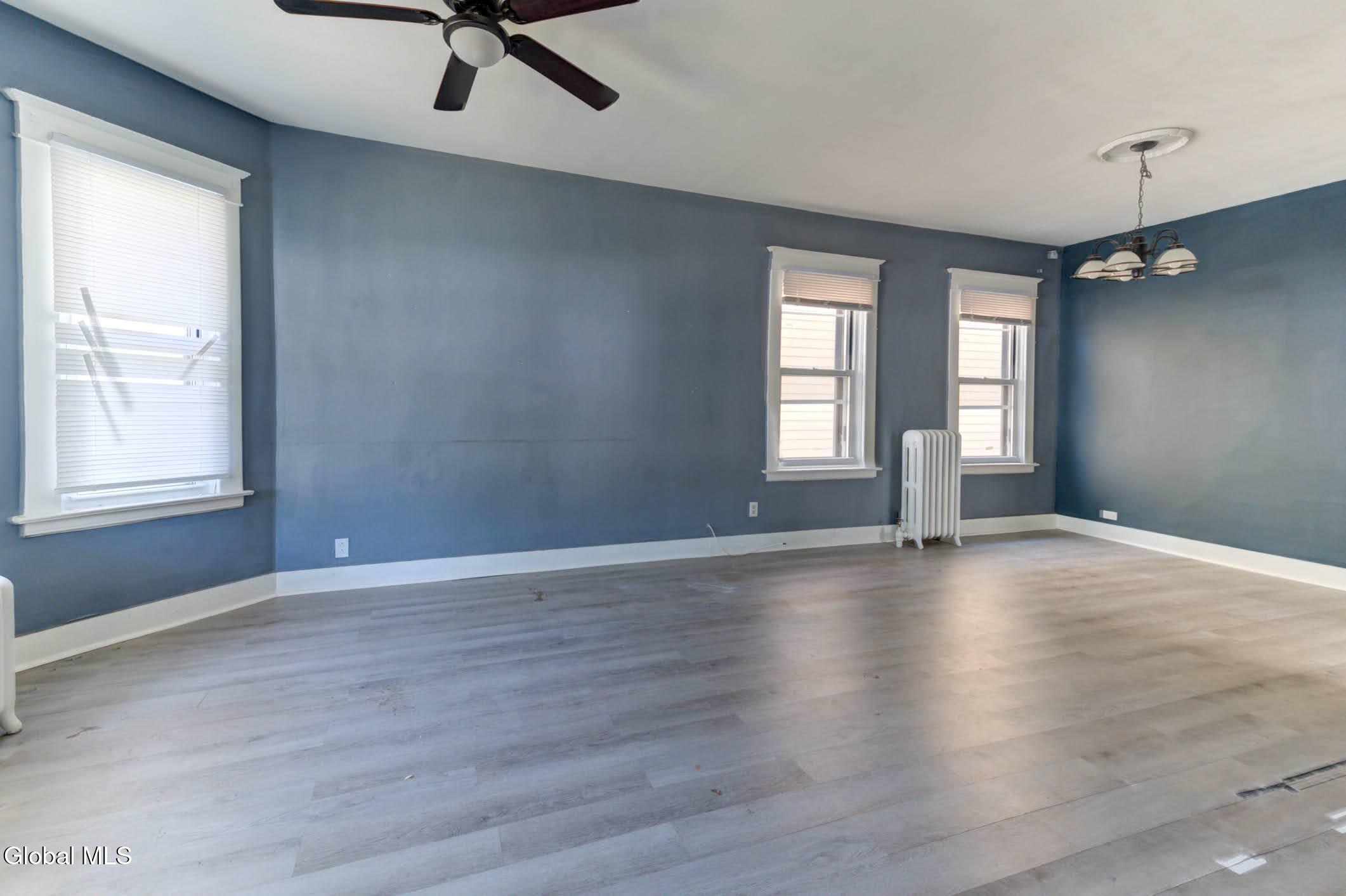 1810 Campbell Avenue Schenectady NY 12306