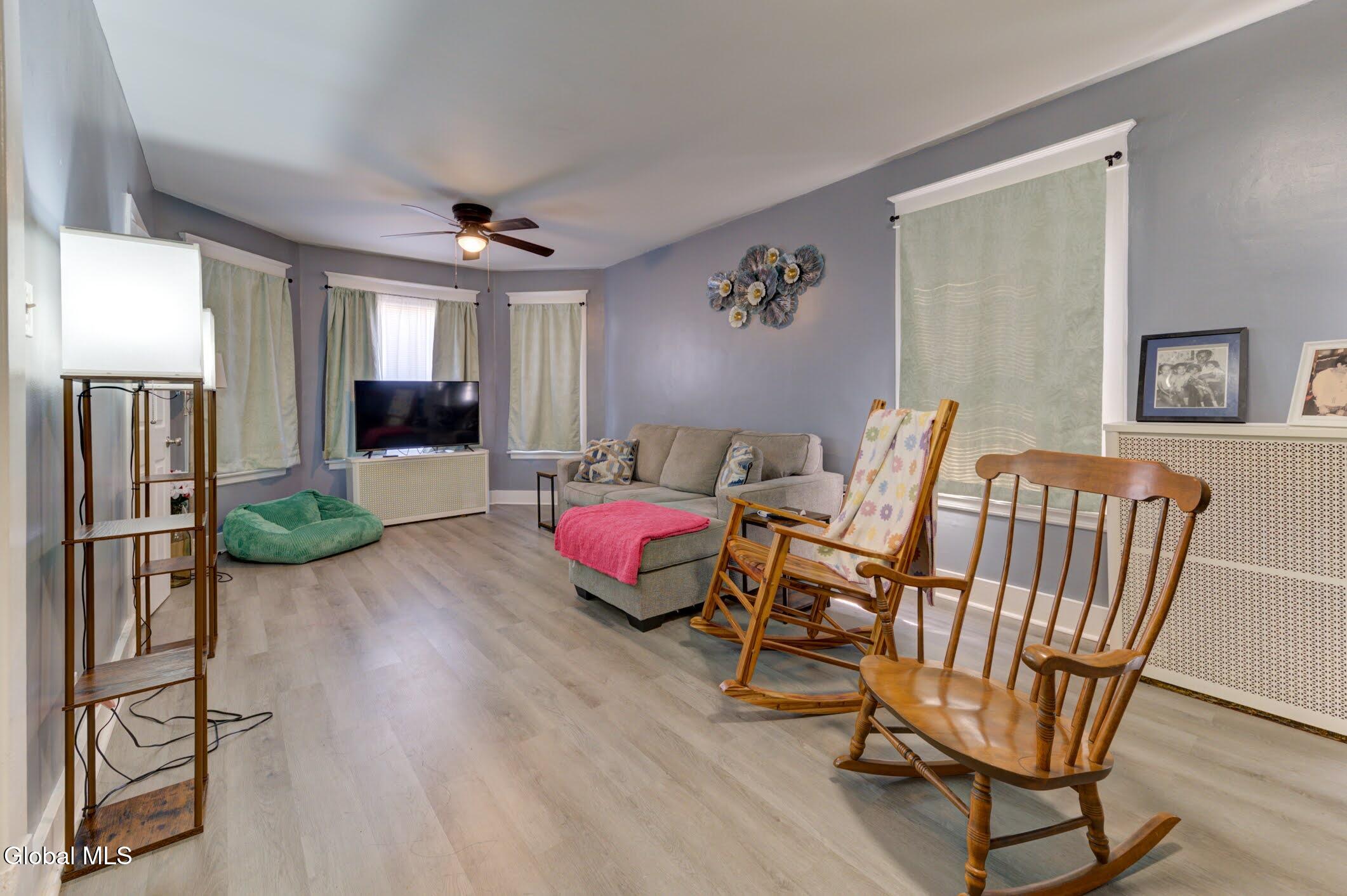1810 Campbell Avenue Schenectady NY 12306