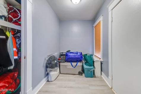 1810 Campbell Avenue Schenectady NY 12306