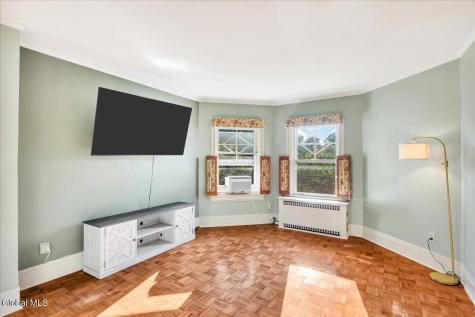1056 Wendell Avenue Schenectady NY 12308