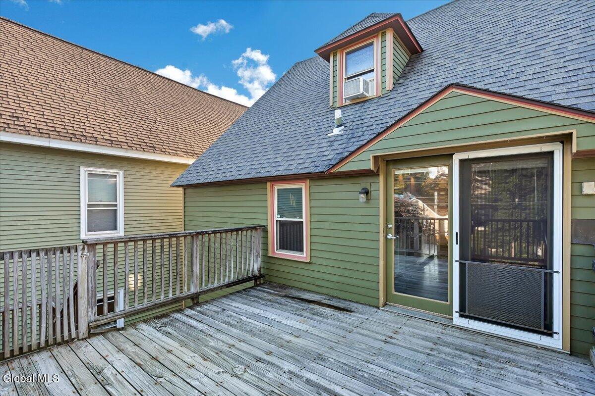 1056 Wendell Avenue Schenectady NY 12308