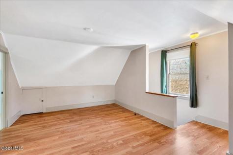 1056 Wendell Avenue Schenectady NY 12308