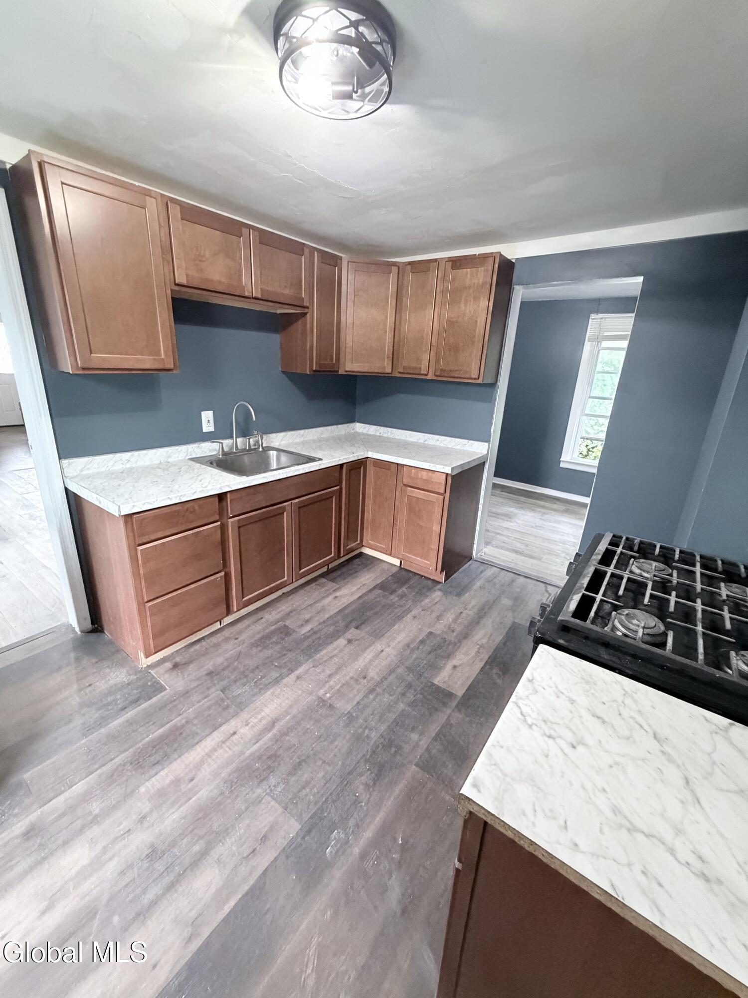 1002 Glendale Place Schenectady NY 12303