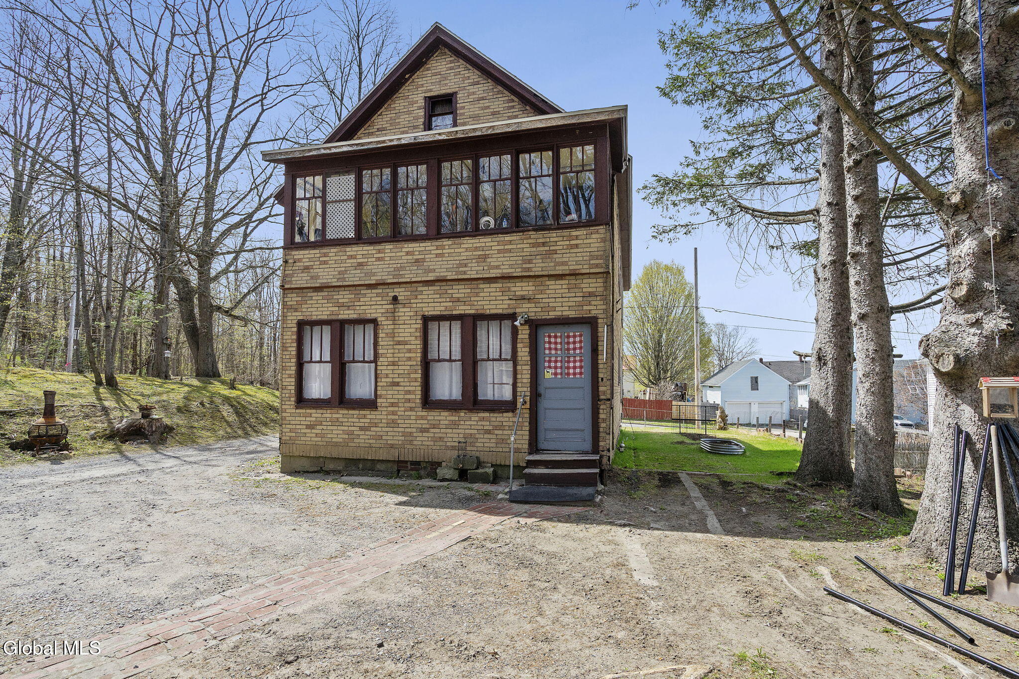 109 S Judson Street Gloversville NY 12078