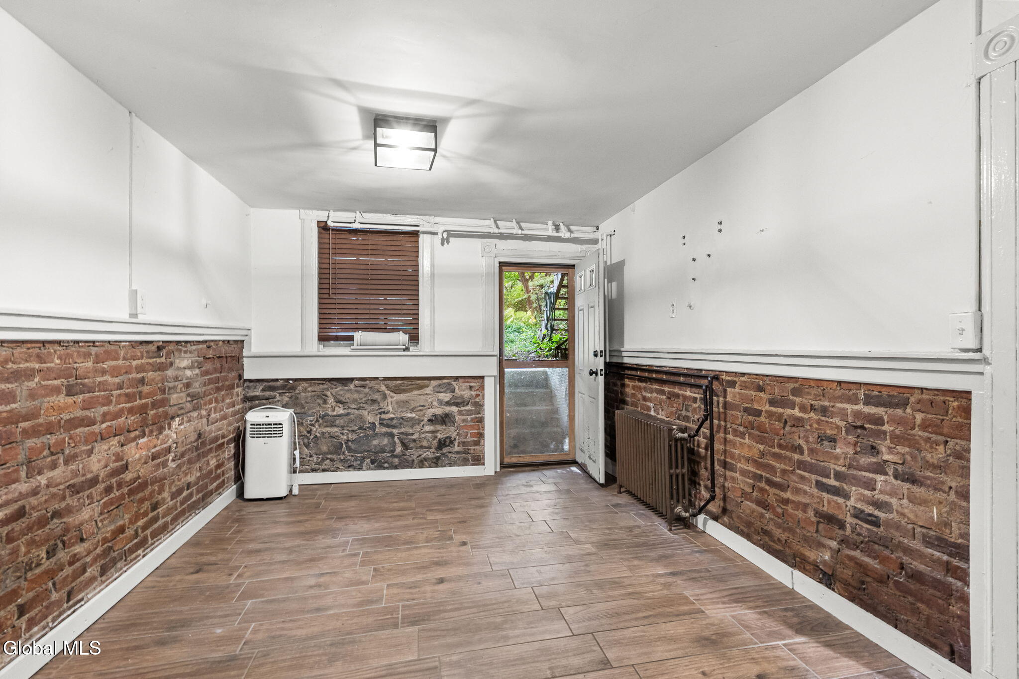 346 Hudson Avenue Albany NY 12210