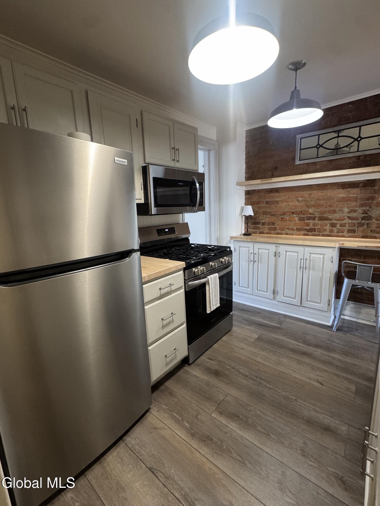 346 Hudson Avenue Albany NY 12210