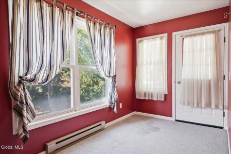 17 Granger Avenue Saratoga Springs NY 12866