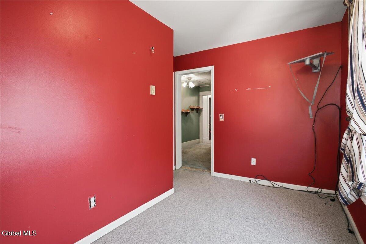 17 Granger Avenue Saratoga Springs NY 12866
