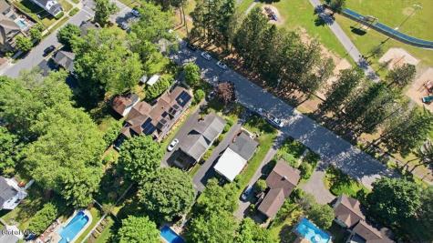 17 Granger Avenue Saratoga Springs NY 12866