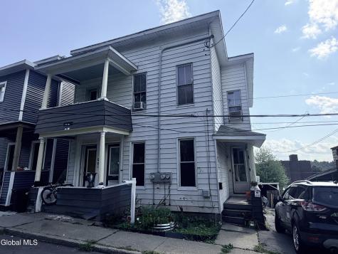 12 Charles Street Amsterdam NY 12010