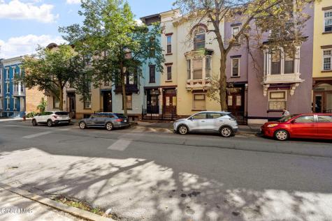 3 St Pauls Place Troy NY 12180