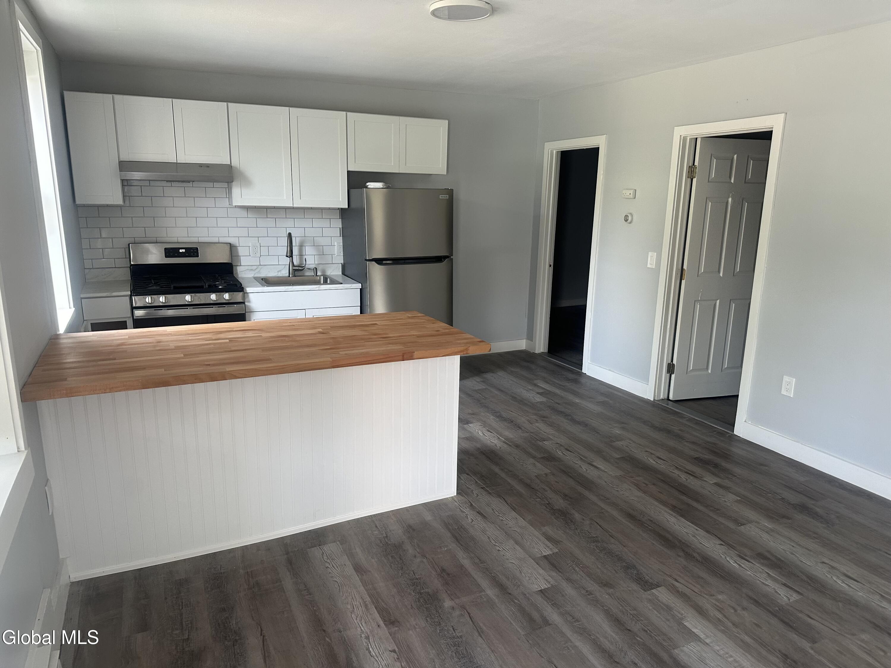 3367 6th Avenue Troy NY 12180