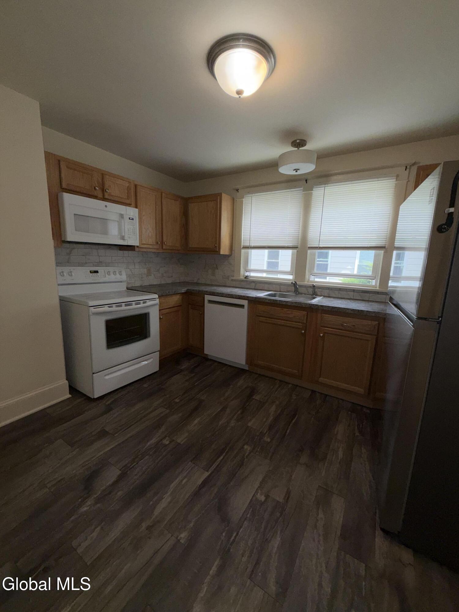 4 Orford Street Albany NY 12205