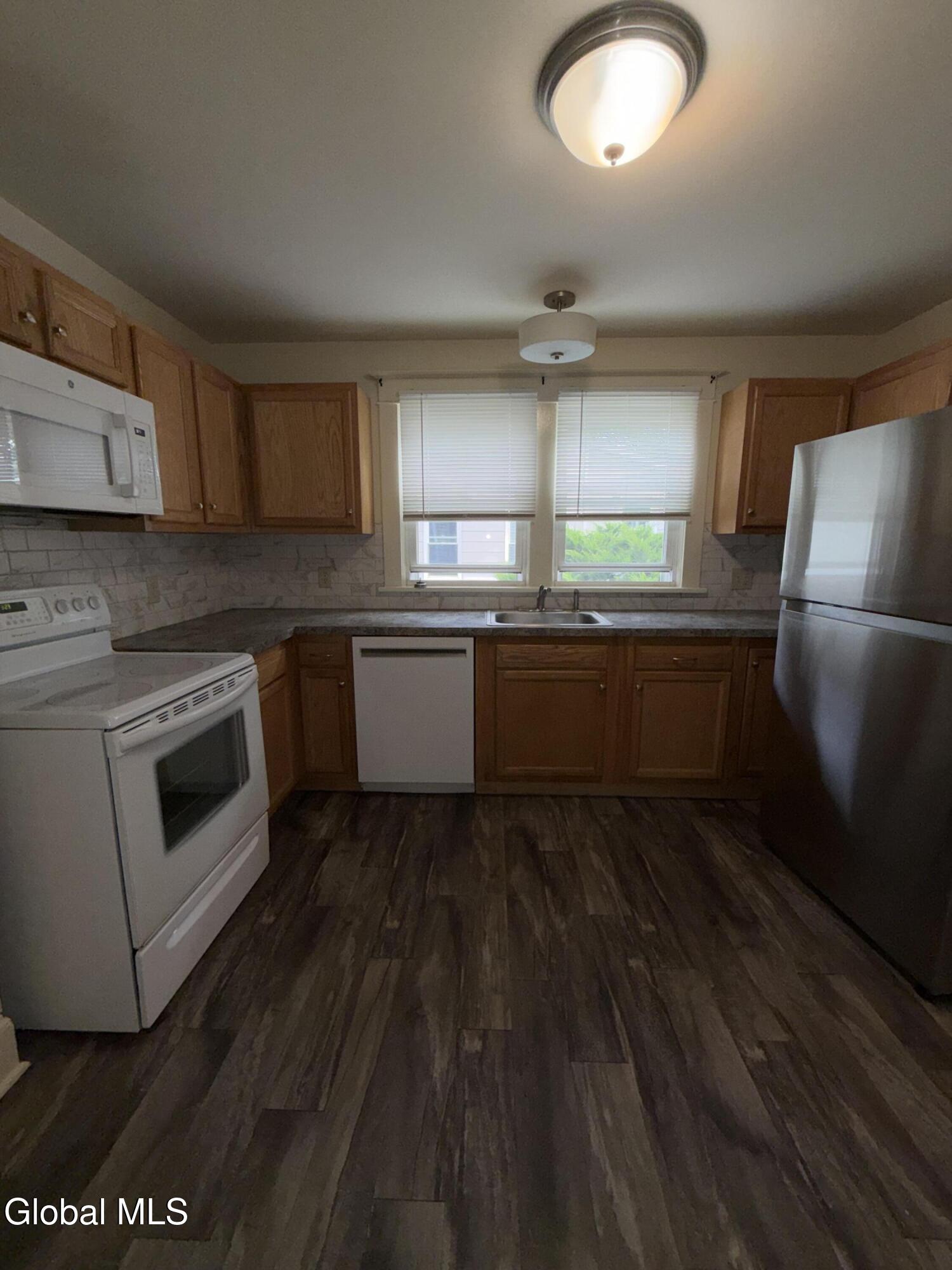 4 Orford Street Albany NY 12205