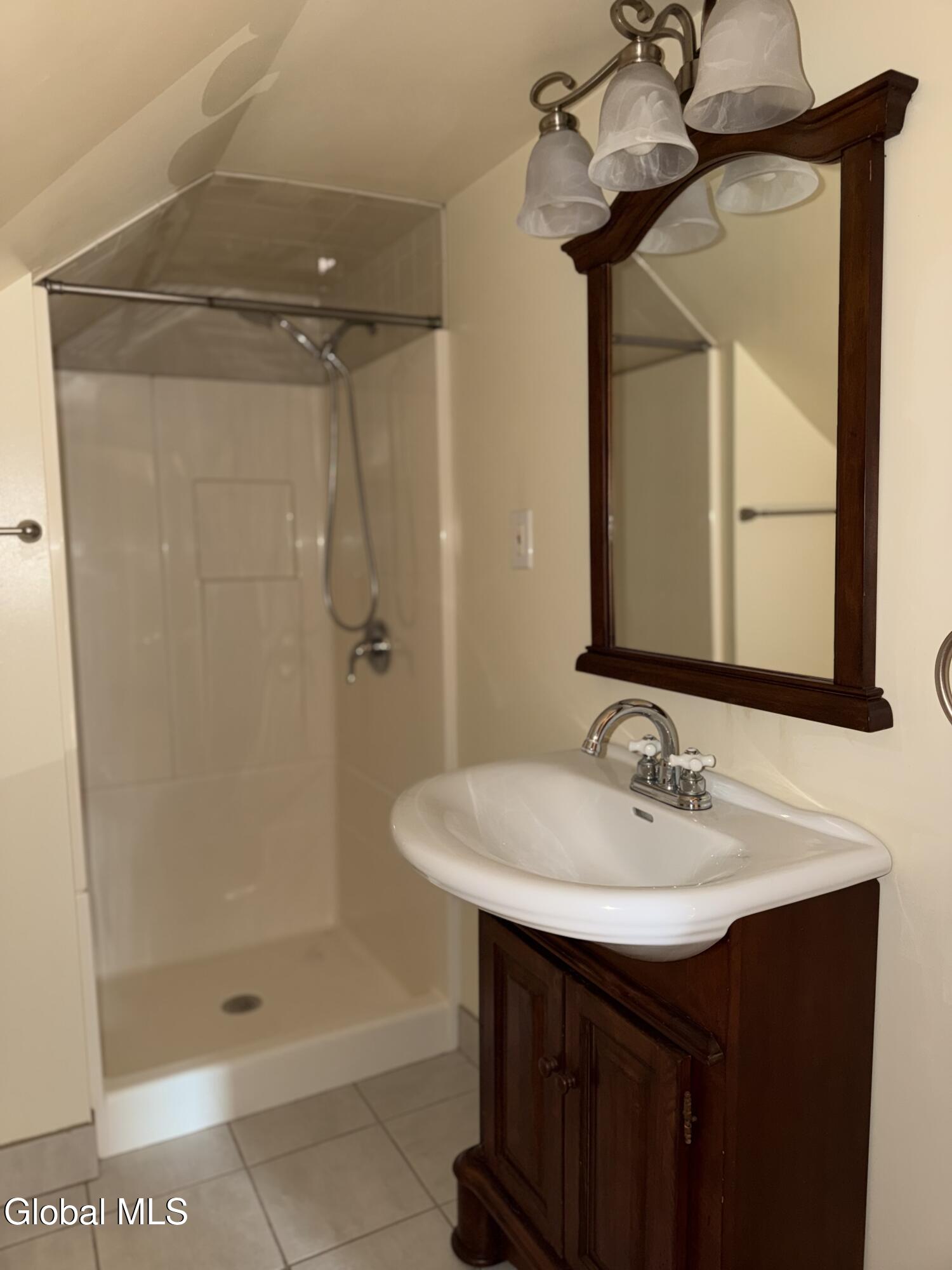 4 Orford Street Albany NY 12205