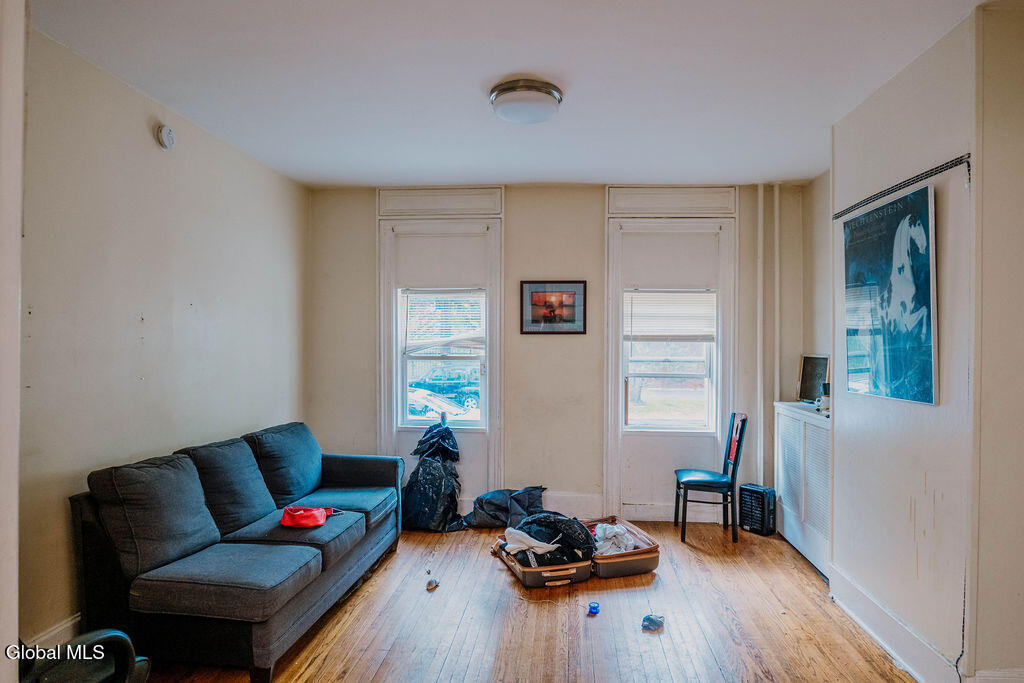94 Ontario Street Albany NY 12206