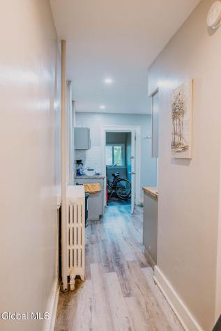 94 Ontario Street Albany NY 12206