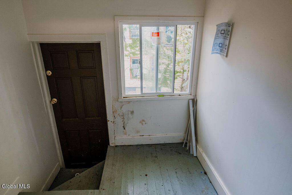 94 Ontario Street Albany NY 12206