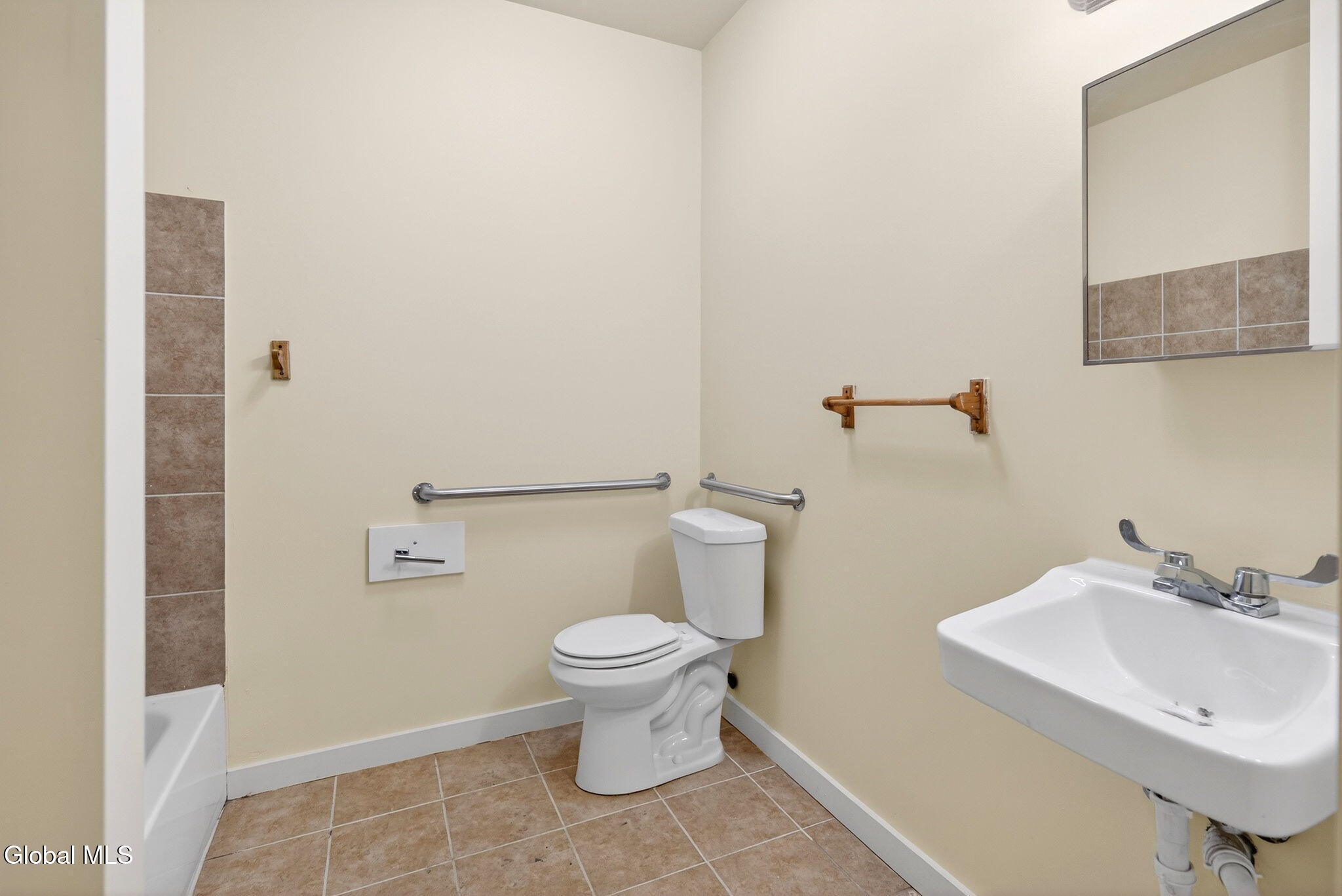 38 Tyler Street Troy NY 12180