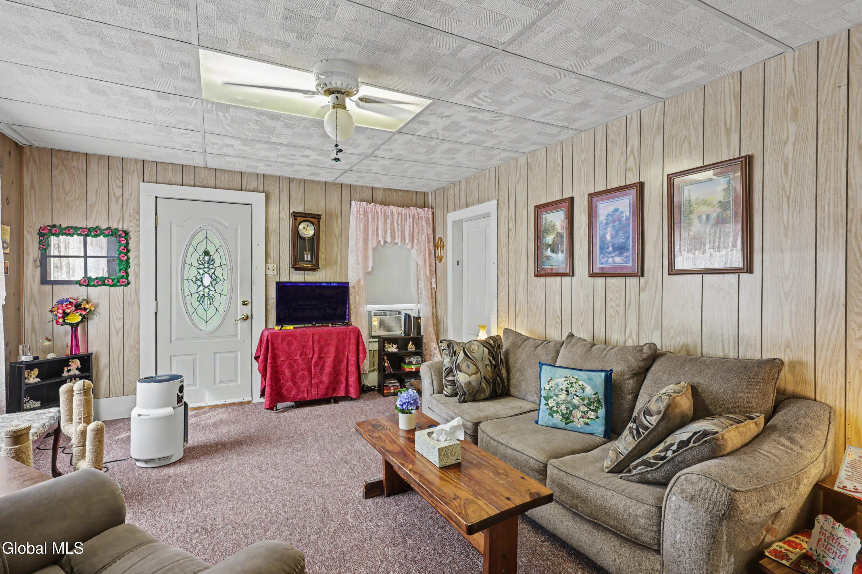29 Smith Street Glens Falls NY 12801