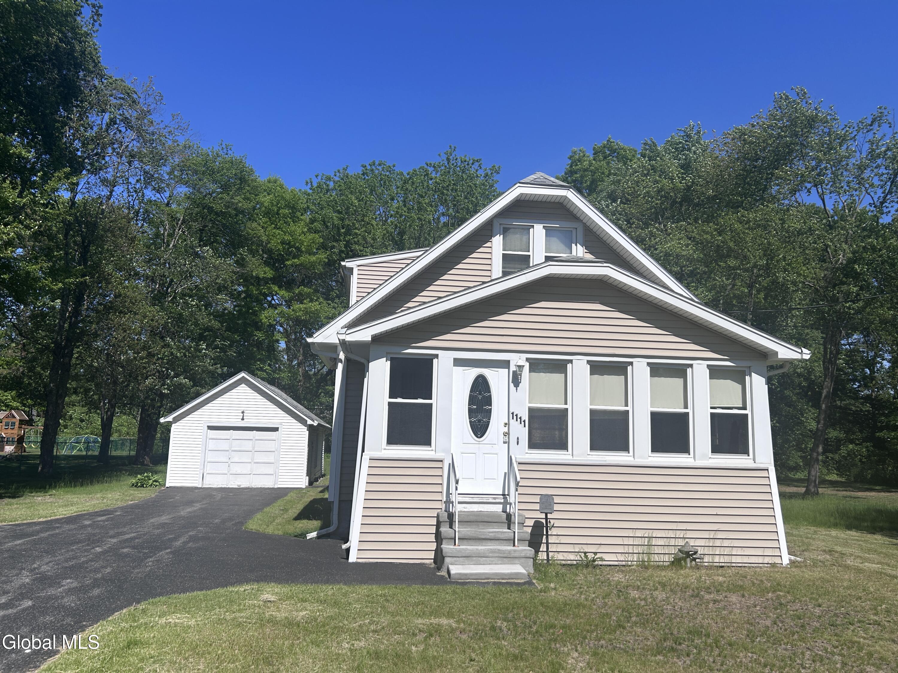 1111 Fort Hunter Road Rotterdam NY 12303
