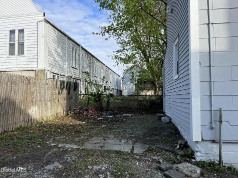 683 State Street Albany NY 12203