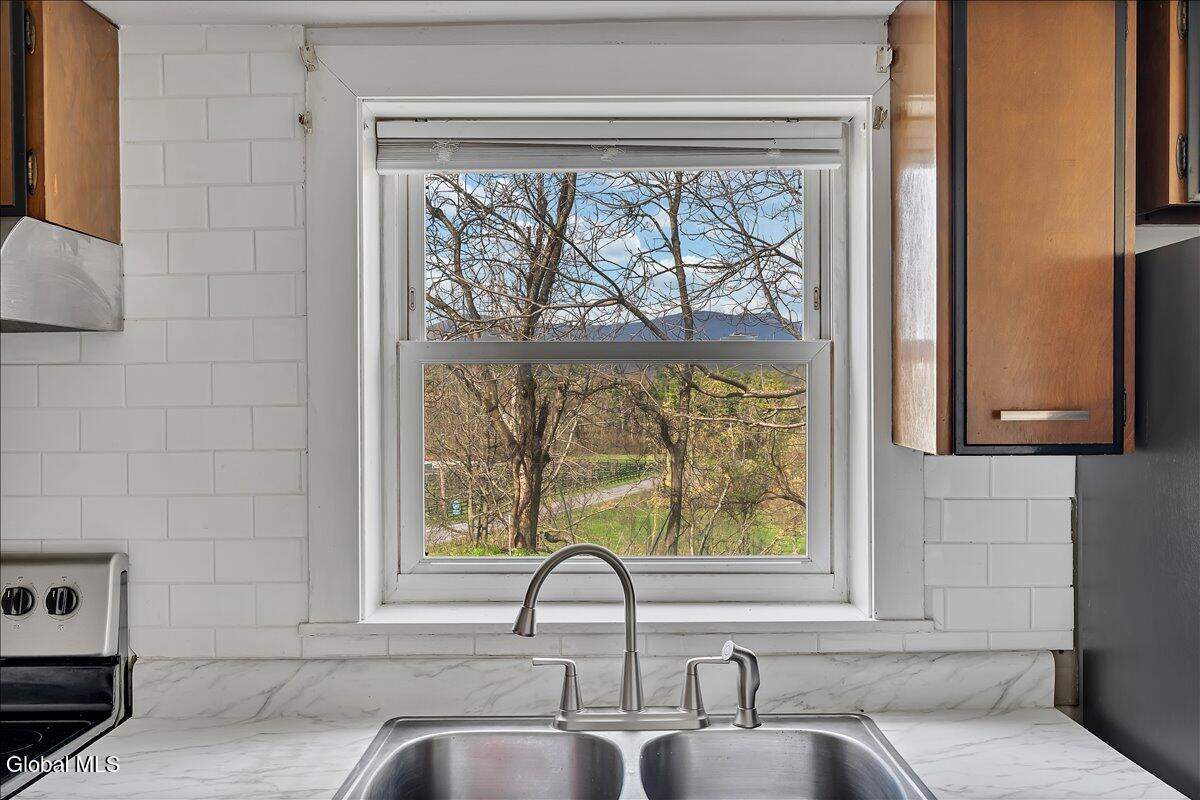 9 Bostan Road Saugerties NY 12477