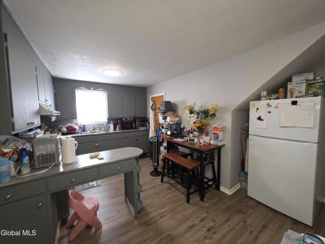 40 Frost Place Albany NY 12205