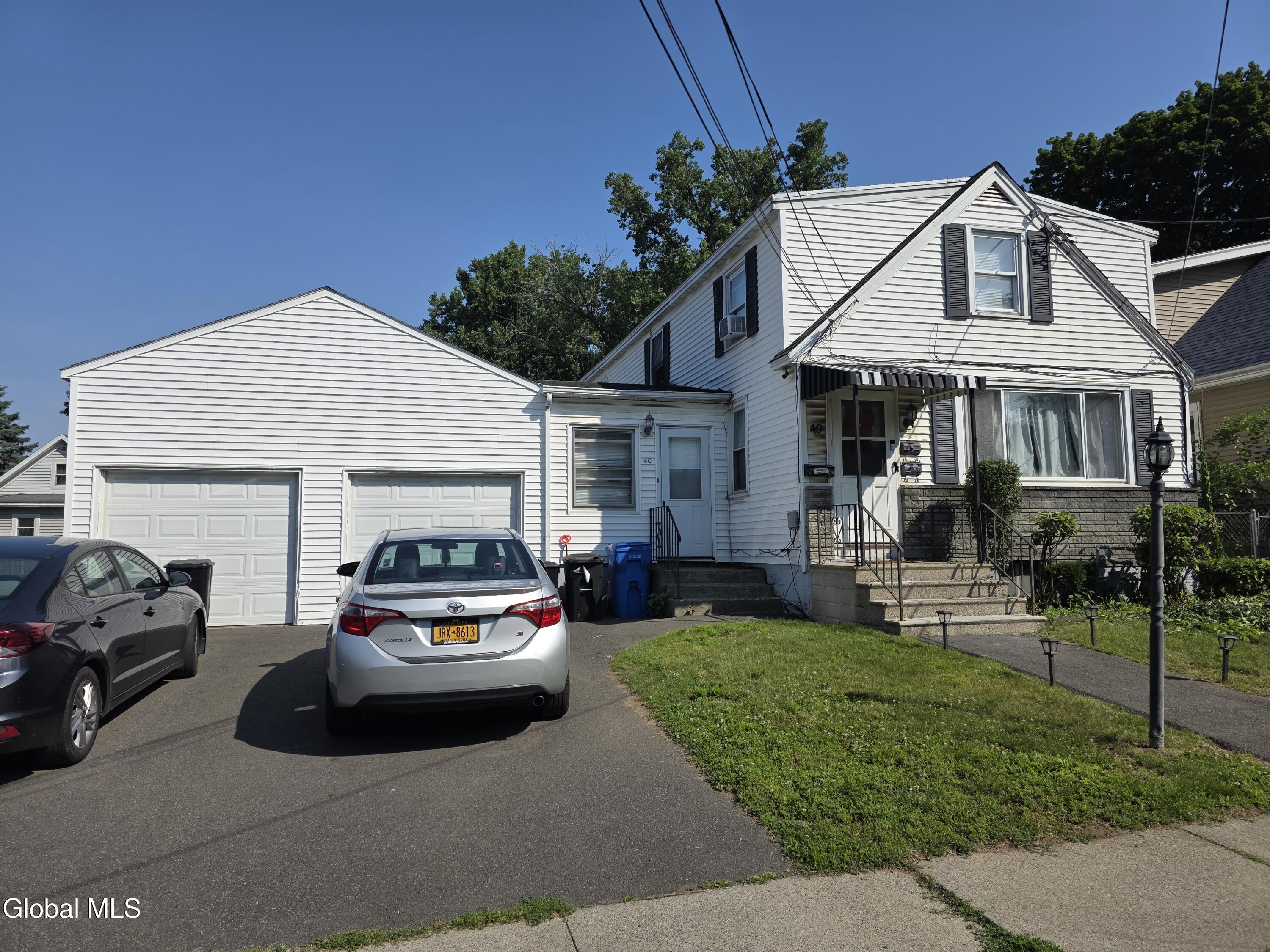 40 Frost Place Albany NY 12205