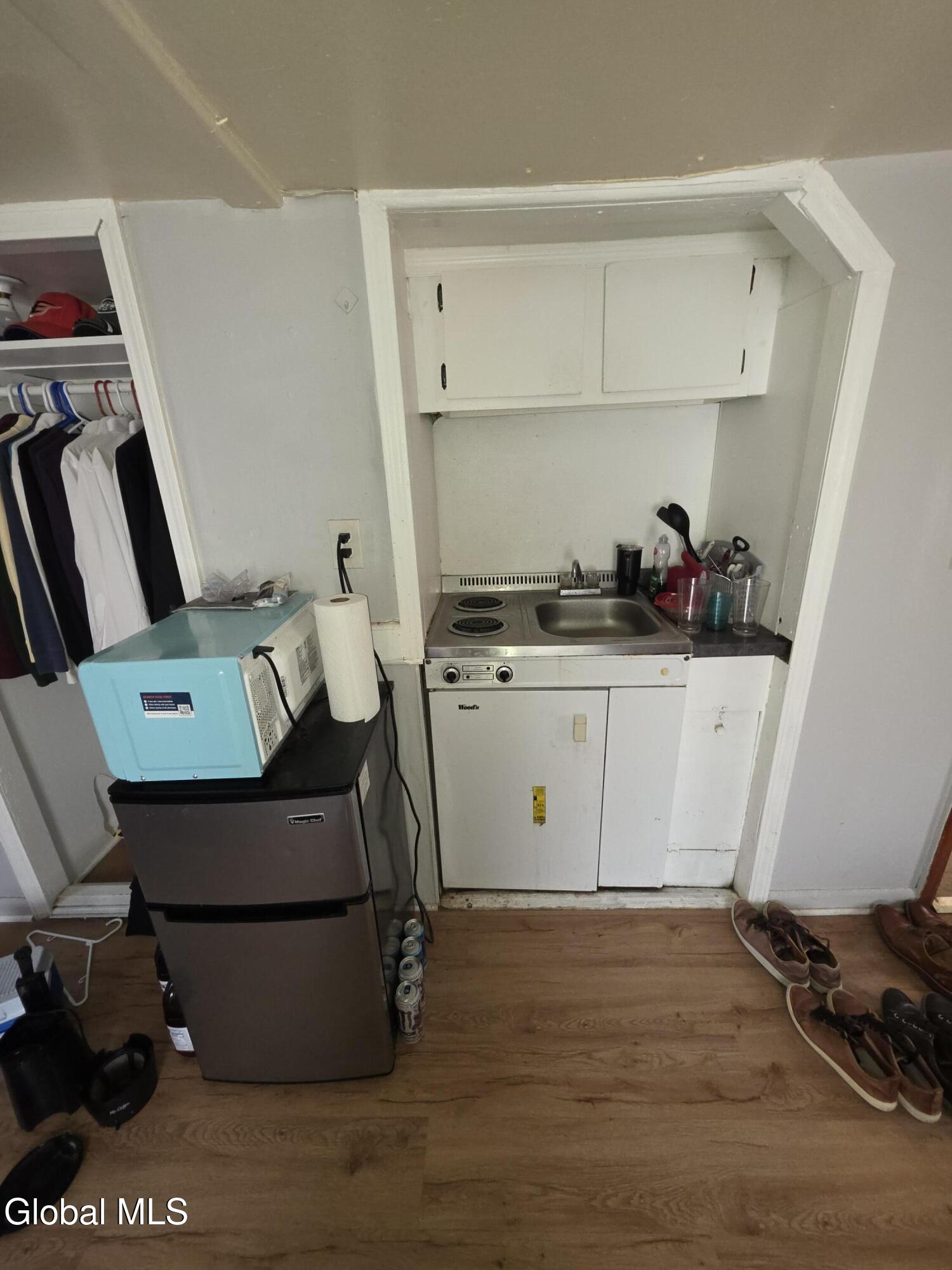40 Frost Place Albany NY 12205
