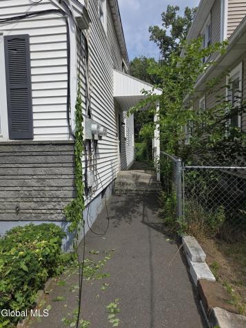 40 Frost Place Albany NY 12205