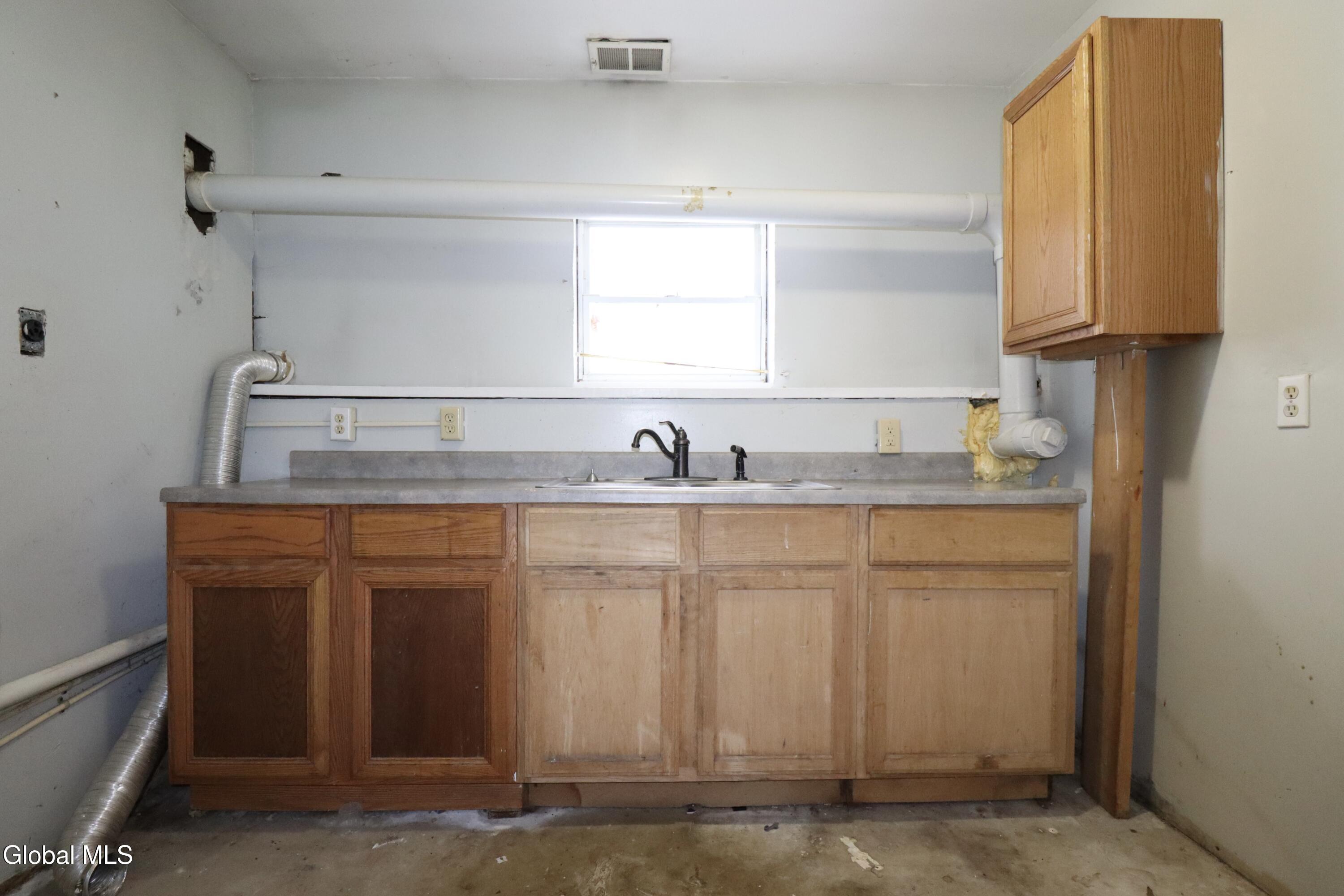 21-23 Hickory Circle Gansevoort NY 12831